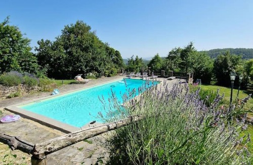 San Giustino House | Borgo il cantuccio - Casa Simona con piscina condivisa