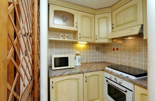 Rione XIV Borgo Apartment | Borgo Pio