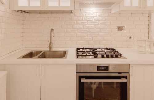 Rione XIV Borgo Apartment | Borgo Pio Vatican Luxury