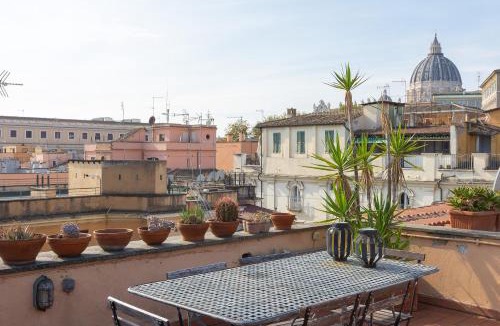 Rione XIV Borgo Apartment | Borgo Vittorio Terrace by Rental in Rome