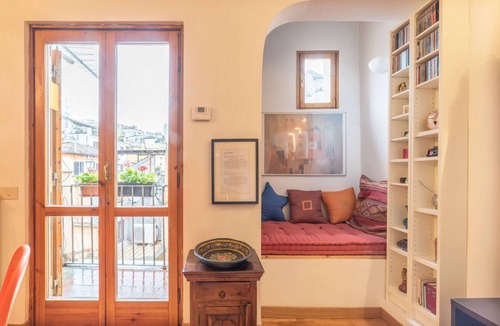 Monti Apartment | Boschetto Peaceful Apartment in Rione Monti