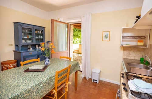 Assisi Apartment | Boutique Rental, Garden Facing Terrace (Lorenzetti)