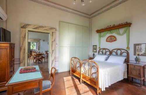 Colli del Tronto Bed & Breakfast | Breakfast-1844 Frescoes -Panoramic Solarium- Centuries Old-Park - Villa Mastrangelo