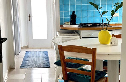 Terracina Apartment | Bright and airy apartment in the cozy old town of Terracina