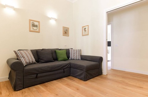 Monti Apartment | Bright and Comfy 3 bedroom apt in Monti