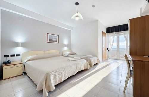 Monte Sant'Angelo Bed & Breakfast | Bright B&B with Sea View Balcony – 229 – Santangelo – Pool