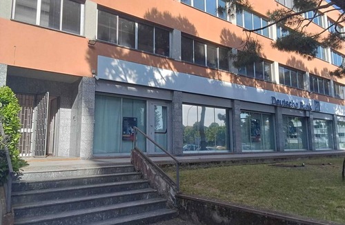 Trezzano sul Naviglio Condo | Bright double room with bathroom -no kitchen- 20 minutes from Milan self chek-in