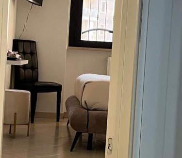Foggia House | BRUMARI -Design" moderno, self check-in e parcheggio facile