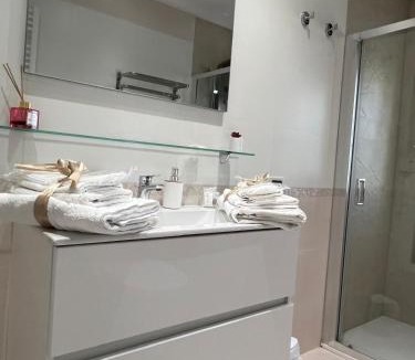 Foggia House | BRUMARI -Design" moderno, self check-in e parcheggio facile