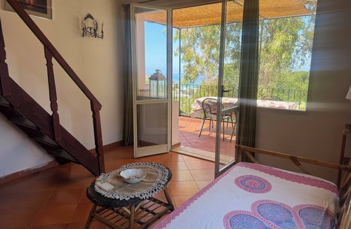 Tropea House | Buganville house with terrace by the sea