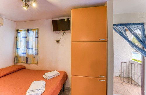 Agropoli Ski Chalet | Bungalow Near The Sea With Pool 8, Agropoli, Italy