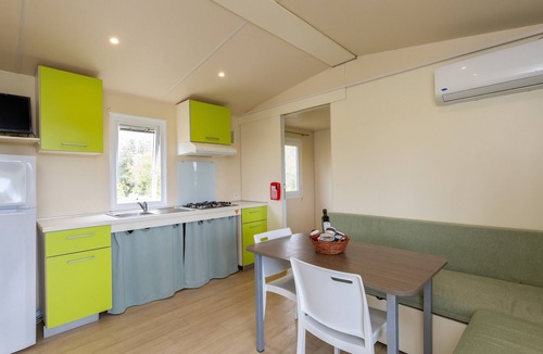 Bibbona House | Bungalow 'Sole1' with Shared Pool, Private Terrace and Air Conditioning