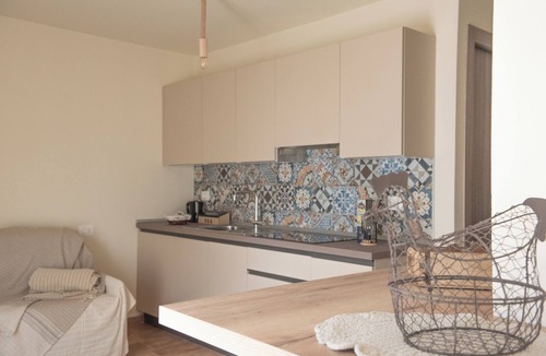 Magliano Alfieri Bed & Breakfast | ByVigin Azalea – Elegance, Relaxation, and a Private Outdoor Jacuzzi