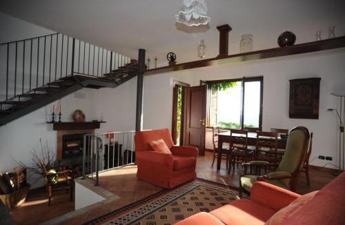 Trezzo Tinella House | C der Forn, the Bread Oven House, in Cascina Bricchetto Langhe, Piedmont- Italy