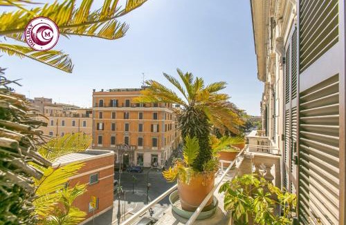 Rione XIV Borgo Apartment | C M Civitas Leonina Luxury