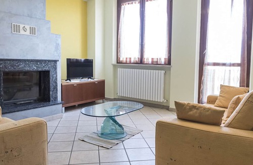 Camerano Apartment | C008 - Camerano, delightful fully equipped three-room apartment