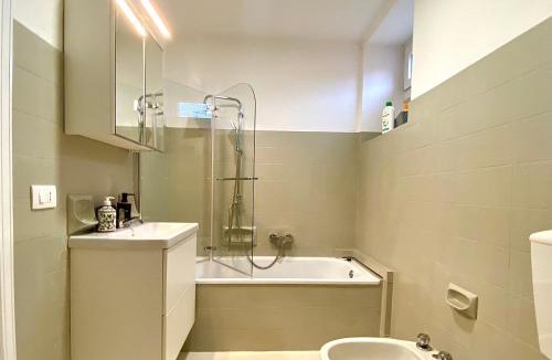 Viverone Apartment | Ca Dla Nella Casa Vista lago balcone e aria condizionata
