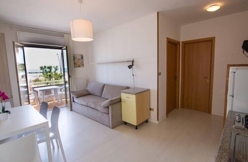 Porto d'Ascoli Apartment | Cala Luna by Interhome