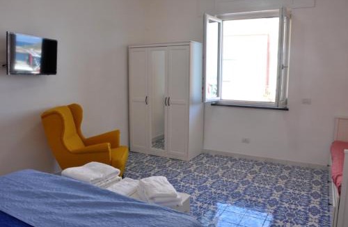 Procida Apartment | Calise guest house B senza balcone