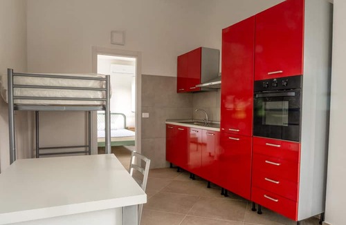 Marina di Casal Velino Apartment | Calypso Apartment with Private Garden and Air Conditioning