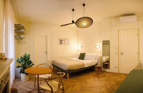 Foligno Bed & Breakfast | Camera Luxury in Centro a Foligno, a 5 Minuti da Caserma e Stazione