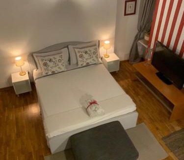 Castagneto Po House | Camere con piscina Tenuta BRICCHETTO