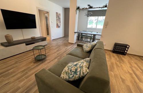 Cologna Spiaggia Apartment | Camillo's Home