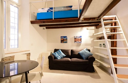 Rione VII Regola Apartment | Campo de'Fiori Cozy Studio