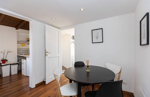 Roman Ghetto Apartment | Campo de fiori penthouse