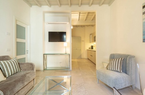 Duomo Apartment | Carapelli 4 Fabulous apartment for up to four guests