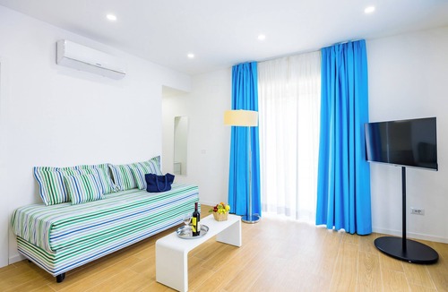 Naples City Centre House | Carlo III guest house