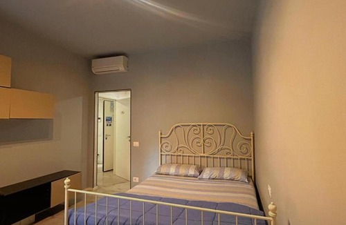 Ancona Apartment | CarloAlberto23- Rooms by Homes in Ancona