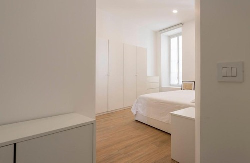 Novara Apartment | Caroli Maison - Design flat 5min da Stazione