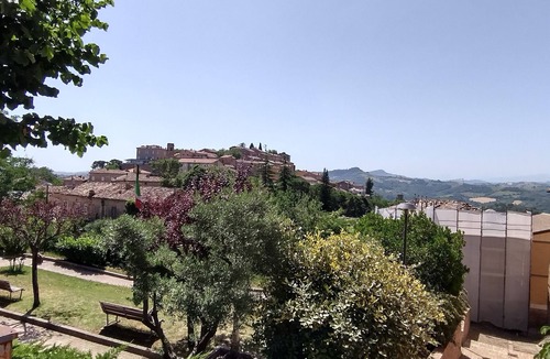 SantʼAngelo in Pontano House | Casa Alta - 4 Bedroom Stunning Views and Villa with Pool in Medieval Hill Town