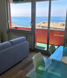 Cogoleto Apartment | Casa al Mare Suite - Fronte spiaggia - Parcheggio