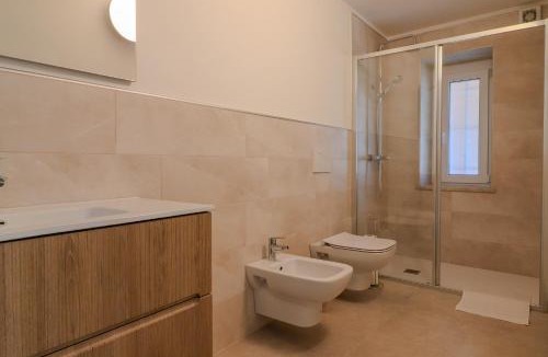 Rocchetta Tanaro House | Casa all'angolo
