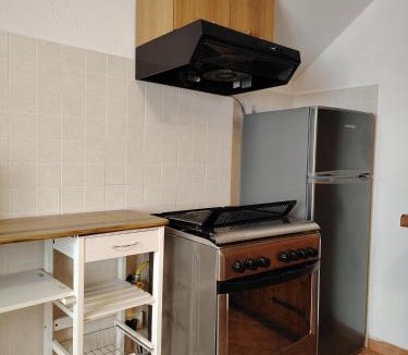 Perloz House | Casa Allegra