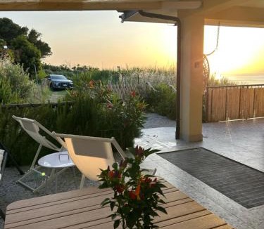 Briatico Apartment | Casa AMORE - sea view 2 bedroom villa near Tropea