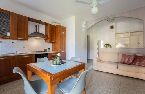 Rozzano Apartment | Casa Ariosto - Humanitas | Forum Assago