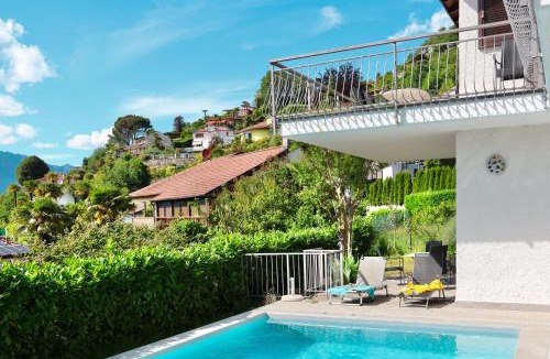 Poppino House | Casa Azalea by Lago Reisen
