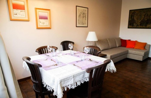 Ivrea Apartment | CASA BALTEA - Spazioso appartamento a Ivrea