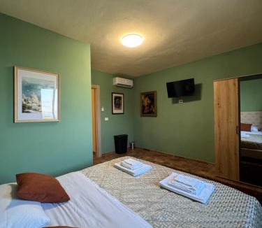 Roccastrada House | Casa Bella Vita - Tuscan Escape - Private Terrace