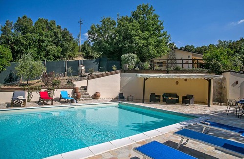 Bettona House | Casa Betty