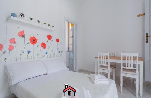 Bitonto Apartment | Casa Bianca il tuo Bnb, Big Terrace downtown, 15min Airport & Sea