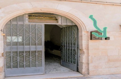 Bitonto Apartment | Casa Bianca il tuo Bnb, Big Terrace downtown, 15min Airport & Sea