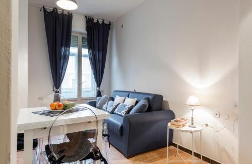 Follonica Apartment | casa blu