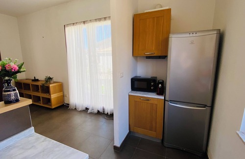 Pizzo Apartment | Casa Buganville, Luminoso Appartamento a Pochi Passi dal Mare!