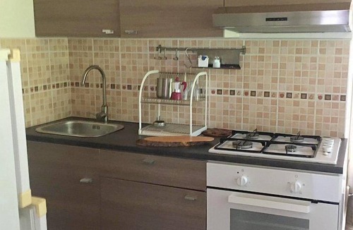 Montecorice House | Casa Cianda B: A welcoming apartment situated at a short distance from the beach.
