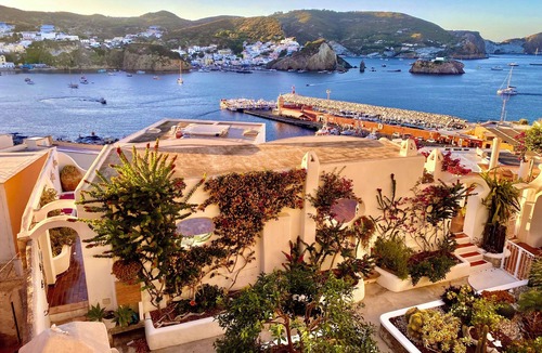 Ponza Villa | Casa Colonna, villa with stunning views of the harbour