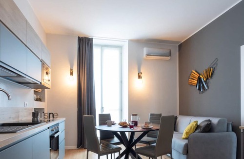 Historic Centre Apartment | Casa del Monumento del Re by Wonderful Italy
